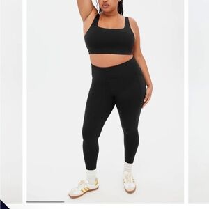 Girlfriend Collectice Black pocket Leggings